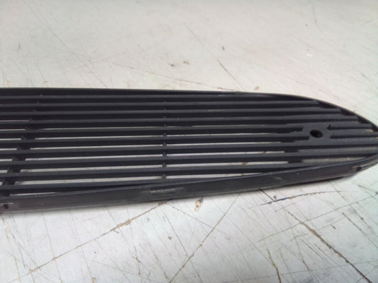 97-04 Corvette C5 OEM Upper Dash Vent Defroster Grill 2676-14