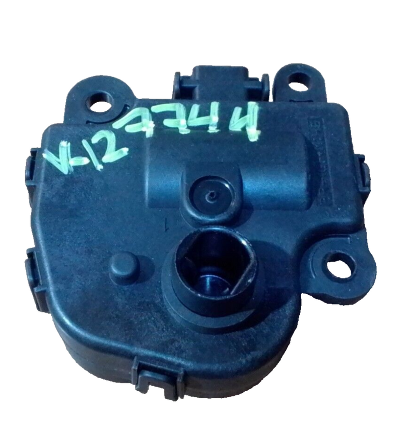 Load image into Gallery viewer, 05 -10 C6 Corvette Air Conditioning Upper Vent Actuator OEM 52411997 4042-10
