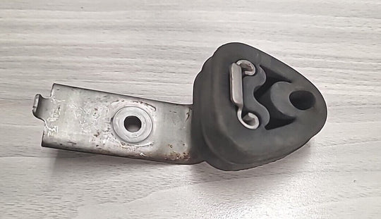 05-13 Corvette C6 Exhaust Bracket Insulator Hanger Used 1913-3