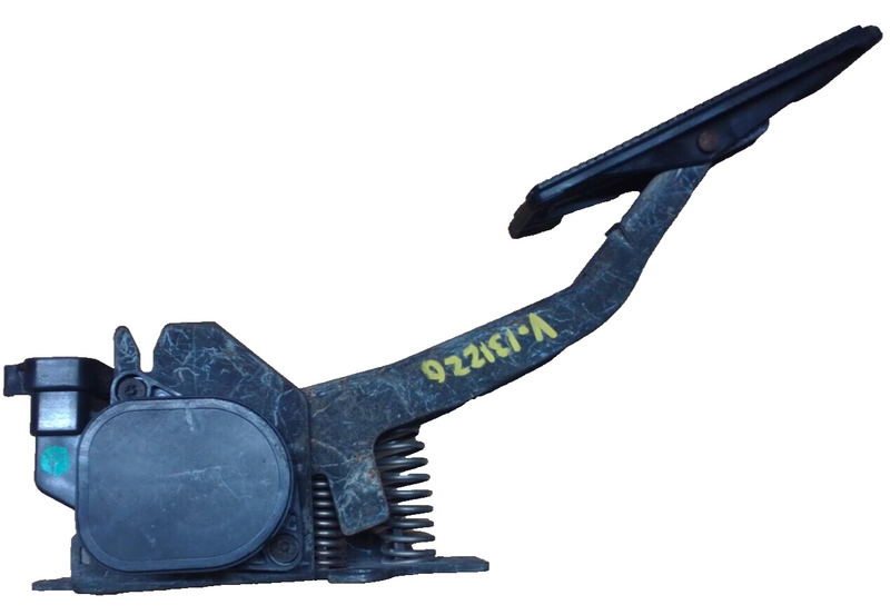Load image into Gallery viewer, 97-04 Corvette C5 OEM Gas Accelerator Pedal drive by wire 2911-E2
