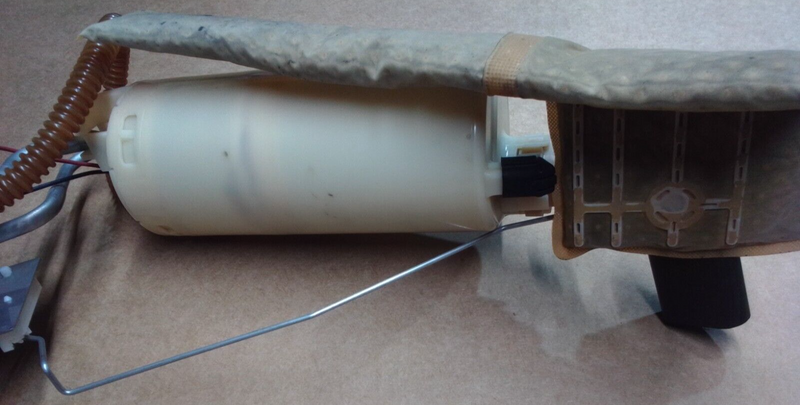 Load image into Gallery viewer, 97-99 corvette c5 fuel tank pump assembly GM 10404448   2761-A2
