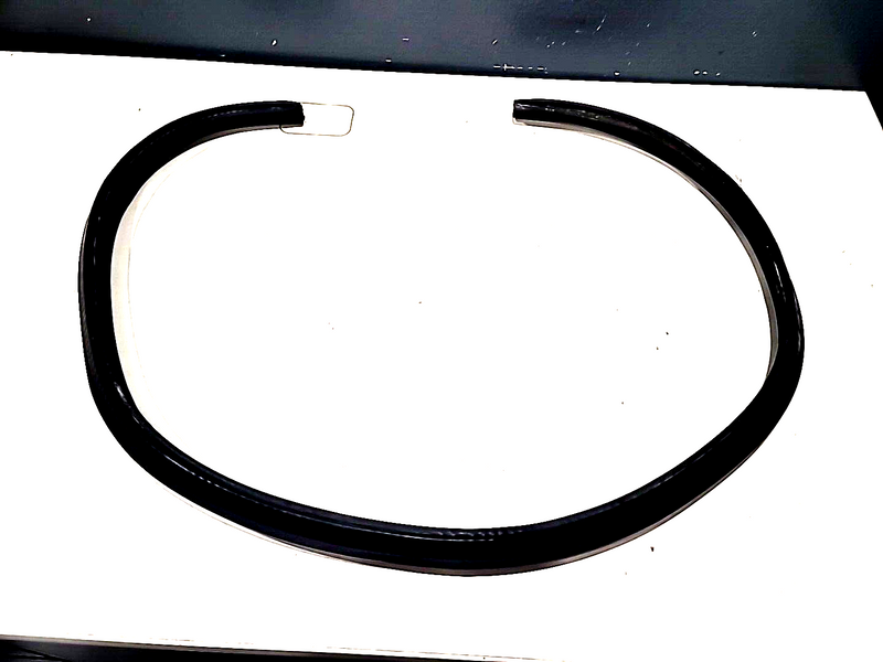 Load image into Gallery viewer, 97-04  C5 Corvette Hood to Cowl Seal Weatherstrip Firewall Weather Strip 3046-16
