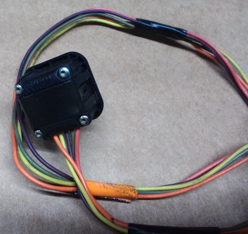 Load image into Gallery viewer, 1997-2004 Chevrolet Corvette C5 Telescoping Steering Column Switch 2781-18
