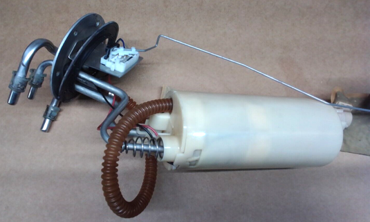 97-99 corvette c5 fuel tank pump assembly GM 10404448   2761-A2