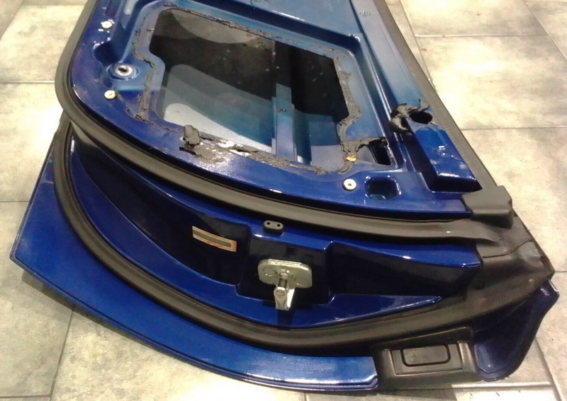 Load image into Gallery viewer, 05-13 Corvette C6 OEM Right RH Passenger side Door Shell Blue 2999-S

