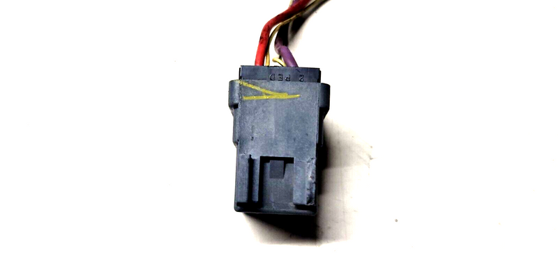 Cargue la imagen en el visor de la galería, 97-04 Corvette C5 Theft Deterrent Relay  12177235 (7962-20)
