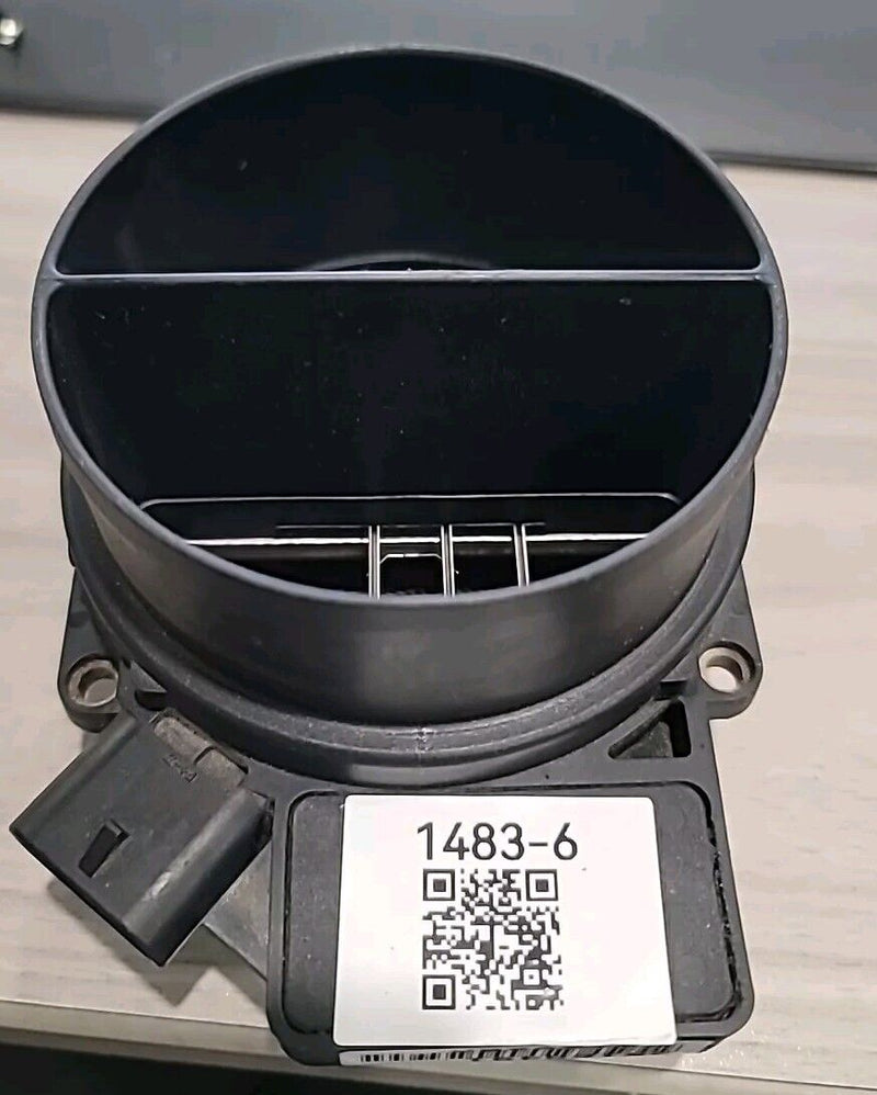 Load image into Gallery viewer, 99-07 Corvette C5  OEM MAF Mass Air Flow Sensor 1483-6
