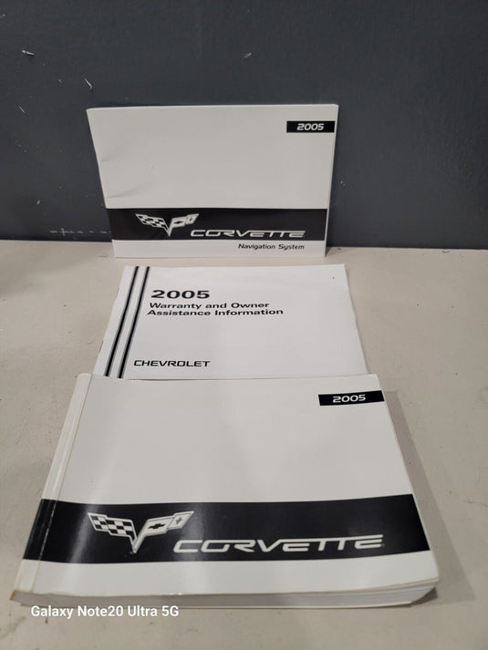 2005 Corvette COMPLETE OEM Owner and Navigation Manual & Case 3575-4