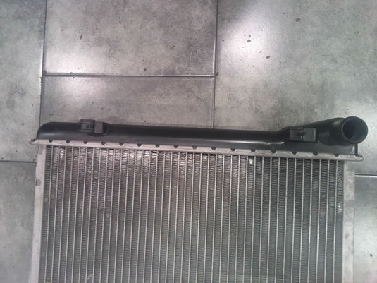 97-00 Chevrolet C5 Corvette Automatic OEM Radiator Cooling Unit 2924-H4