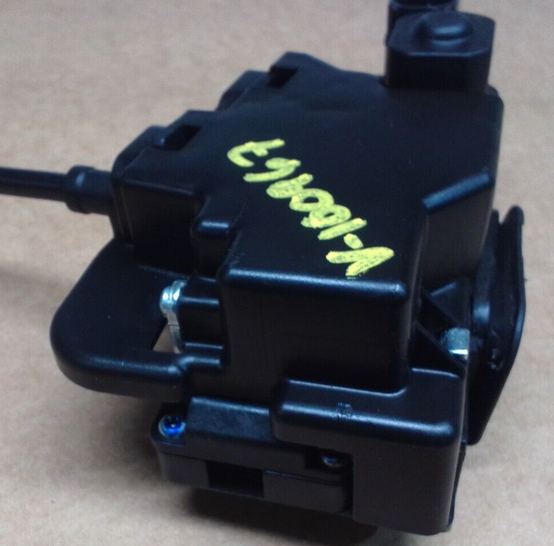 Load image into Gallery viewer, 05-13 Corvette C6 RH Right Passenger Side Door Lock Latch Assembly 3174-16
