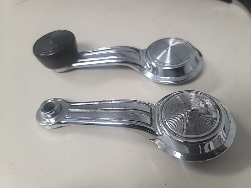 Load image into Gallery viewer, 68-72 Corvette C3 Door Handles set 1140-2
