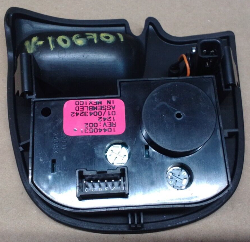 Cargue la imagen en el visor de la galería, 01-04 Corvette C5 Active Handling Traction Control Switch 4320-48
