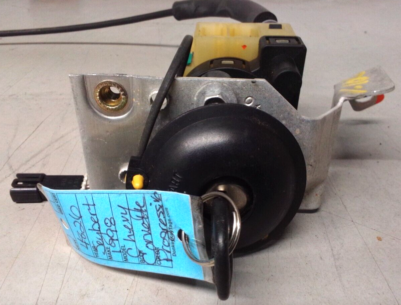 Cargue la imagen en el visor de la galería, 97-04 Chevy Corvette C5 OEM Ignition Switch with Key 2745-6

