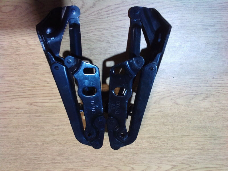 Load image into Gallery viewer, 97-04 Chevy Corvette C5 Hood Hinges Pair Left &amp; Right LH RH set 3658-8
