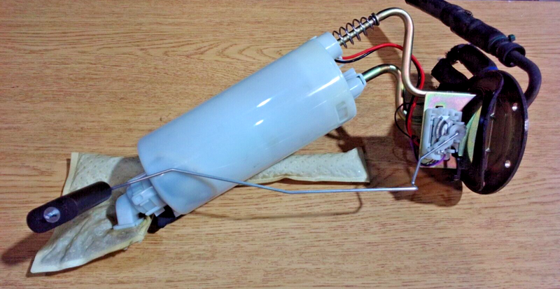 Load image into Gallery viewer, 97-99 corvette c5 fuel tank pump assembly OEM 3794-A2
