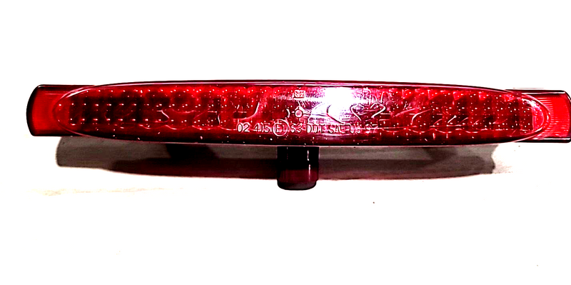 Load image into Gallery viewer, 97-04 Corvette C5 Third Center Brake Light USED  OEM 10253893 5377-6
