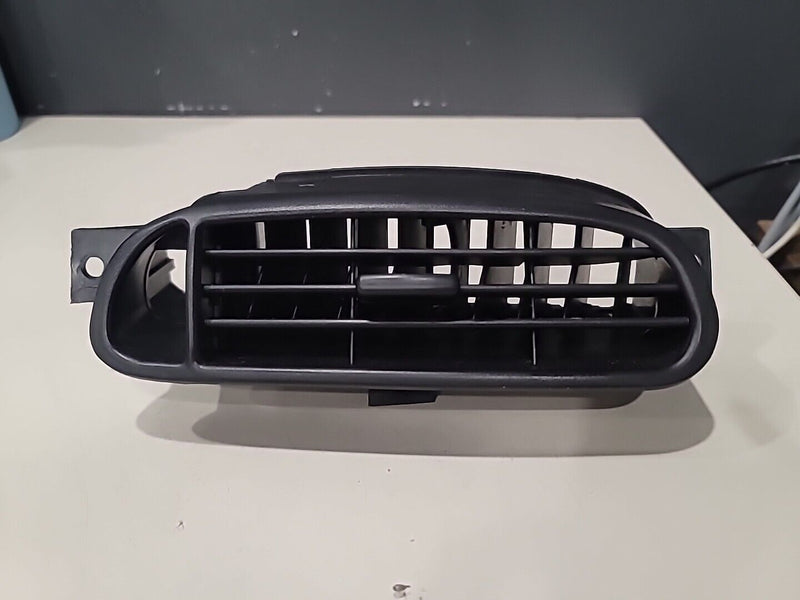 Load image into Gallery viewer, 97-04 Corvette C5 Center Dash Vent Grille  10258281 ( 3578-5)
