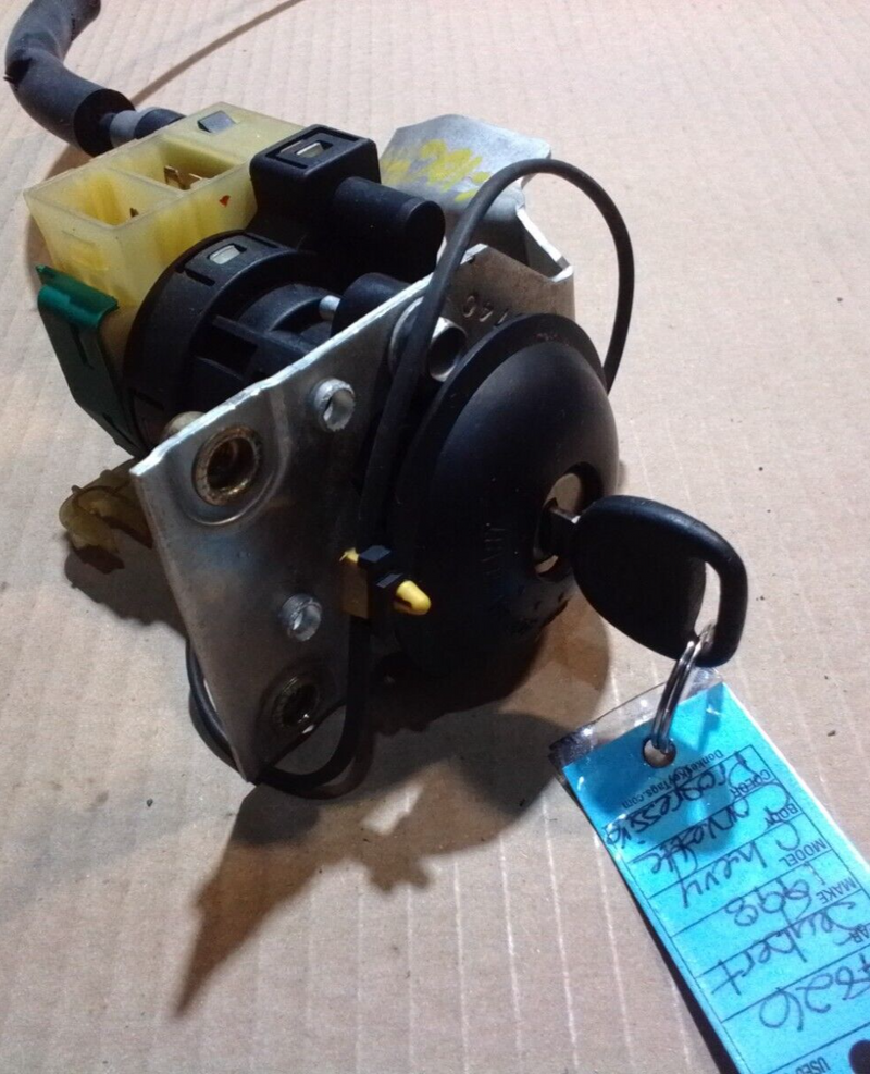 Cargue la imagen en el visor de la galería, 97-04 Chevy Corvette C5 OEM Ignition Switch with Key 2745-6
