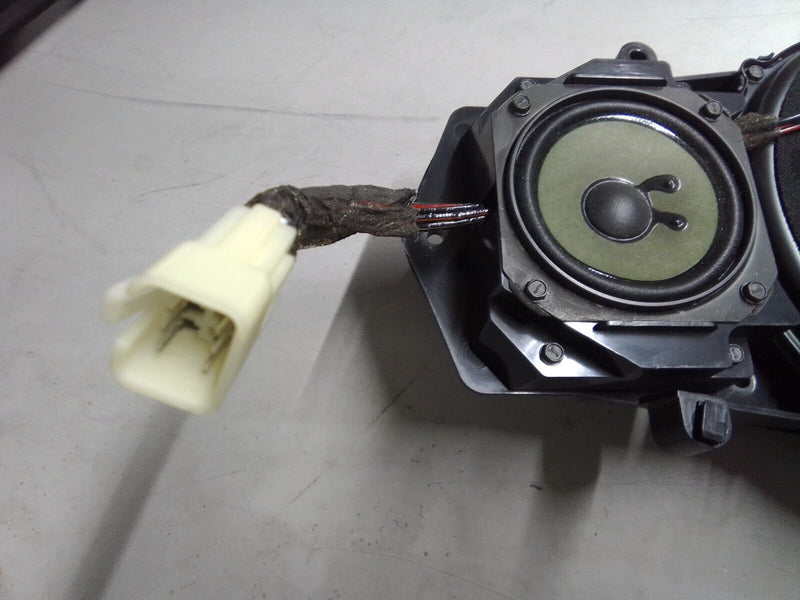 Load image into Gallery viewer, 97-04 Chevy Corvette C5 BOSE Right or Left Assembly Front Door Speaker 2692-65
