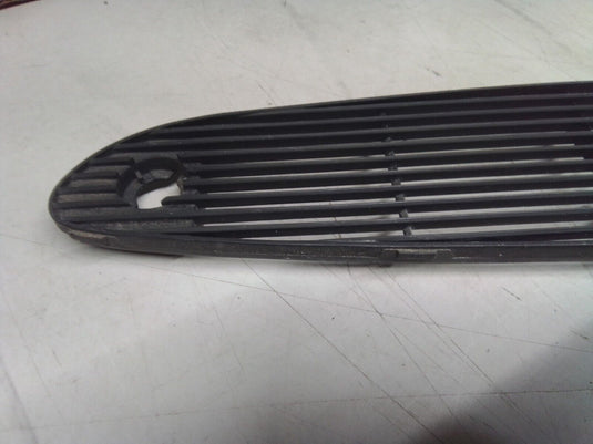 97-04 Corvette C5 OEM Upper Dash Vent Defroster Grill 2676-14