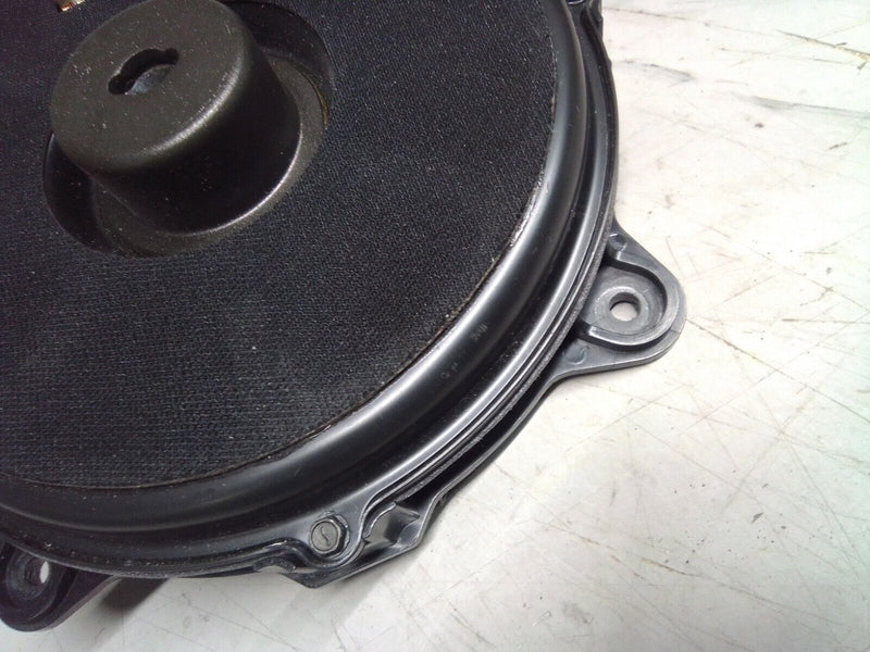 Load image into Gallery viewer, 97-04 Chevy Corvette C5 BOSE Right or Left Assembly Front Door Speaker 2692-65
