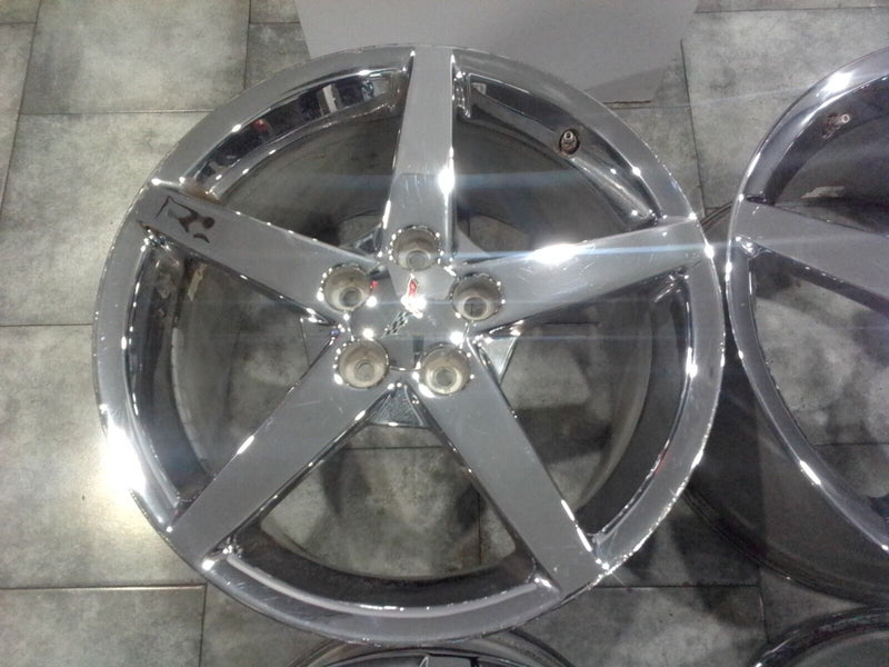 Load image into Gallery viewer, 05-08 Corvette C6 Rims set wheels Chrome 18x8.5 19x10 OEM 4333-S
