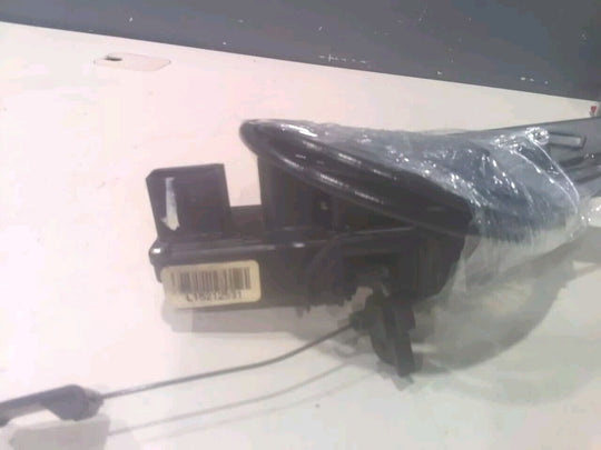 5-13 Corvette C6 Driver LH Side Door Lock W/Manual Release Cable USED 2930-41