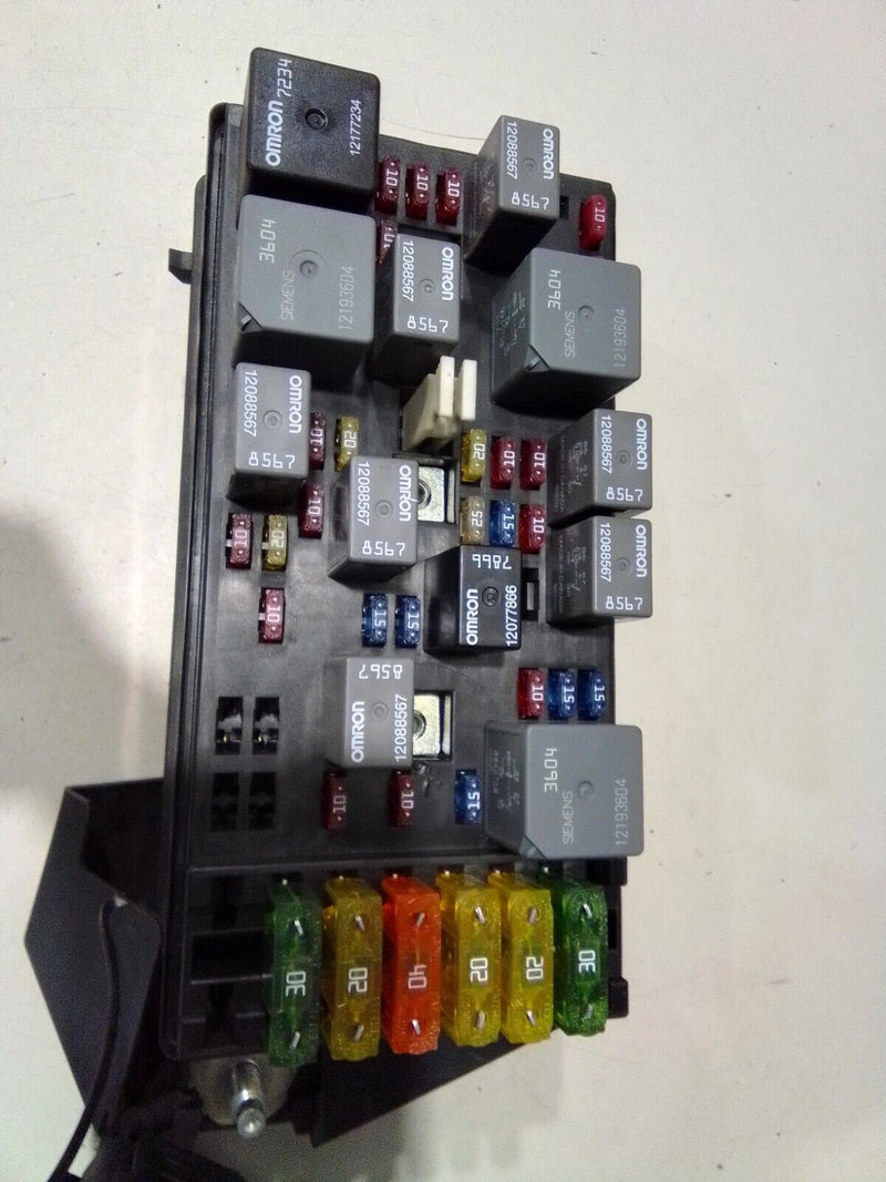 Load image into Gallery viewer, 00-02 C5 Corvette Under Hood Fuse Box Block Relay Panel GM 15329394  (2188-A1)
