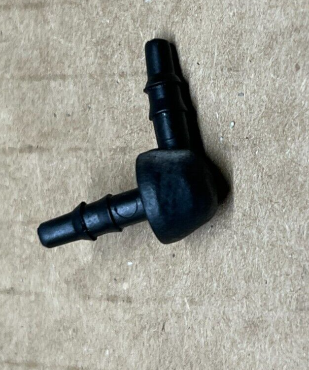 Load image into Gallery viewer, 97-04 Corvette C5 Windshield Washer fluid elbow nozzle OEM  1 PIECE 4514-28
