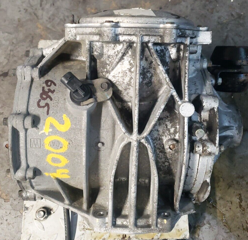 Load image into Gallery viewer, 97-04 CORVETTE C5 Rear Differential 2.73 ratio with third Rib 12554837 (6365-s)
