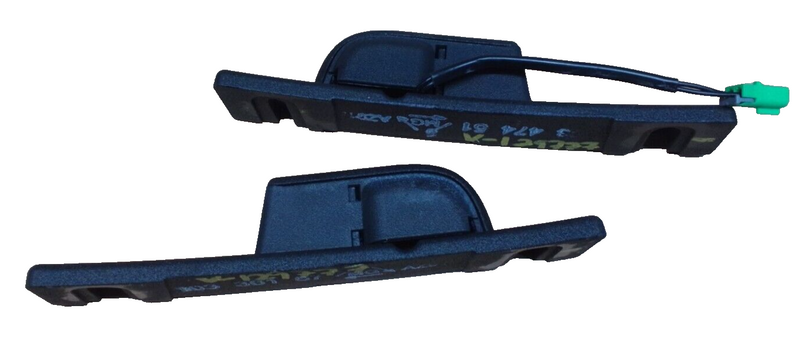 Cargue la imagen en el visor de la galería, 05-13 Corvette C6 Convertible Passenger and Driver side Roof Brackets   3279-8
