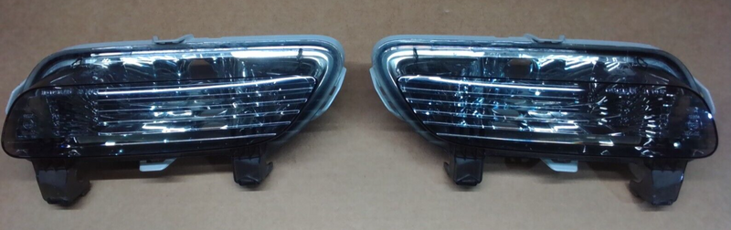 Load image into Gallery viewer, 05-13 Corvette C6 Back Up Lamp Reverse Light Lamp Pair SET RH LH L R 3134-P4
