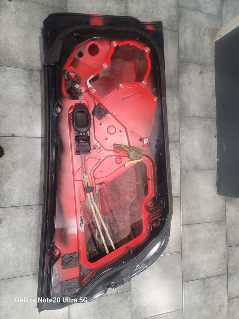Load image into Gallery viewer, 97-04 Corvette C5 OEM Driver side Door Black 2667-S
