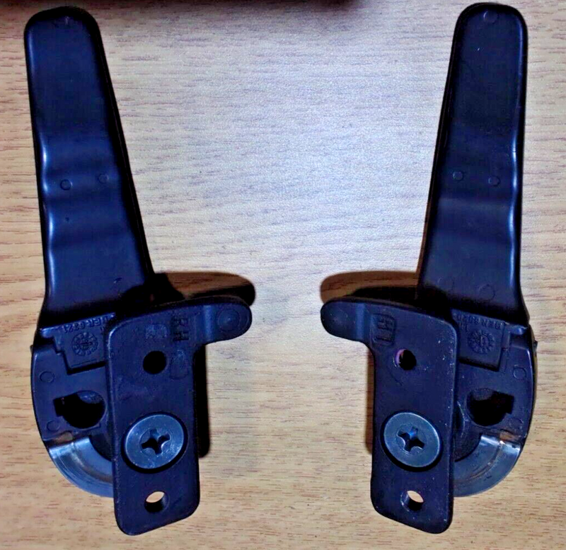 Load image into Gallery viewer, 97-04 C5 Corvette Roof Hard Top Panel Latch Handle RH LH set pair OEM 3514-6
