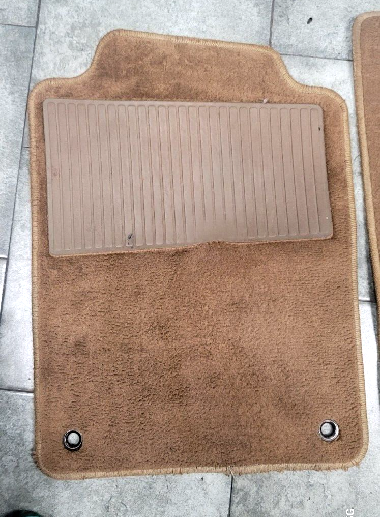 Load image into Gallery viewer, Chevrolet Corvette Floor Mats LH RH Oak Set (8601-E1)
