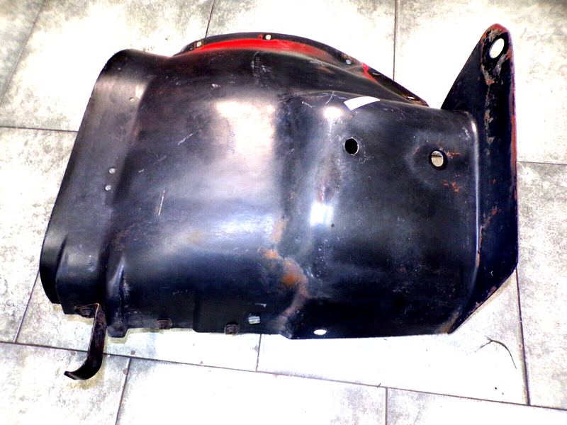 Load image into Gallery viewer, 88-96 Corvette C4 Front Wheelhouse Inner Fender Passenger Rear Section 4995-D3
