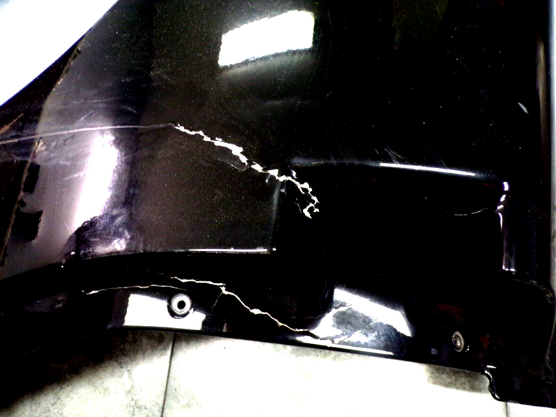 Cargue la imagen en el visor de la galería, 05-13 C6 Corvette Coupe RH Passenger side Rear Quarter Panel BLACK DAMAGE 6634-S
