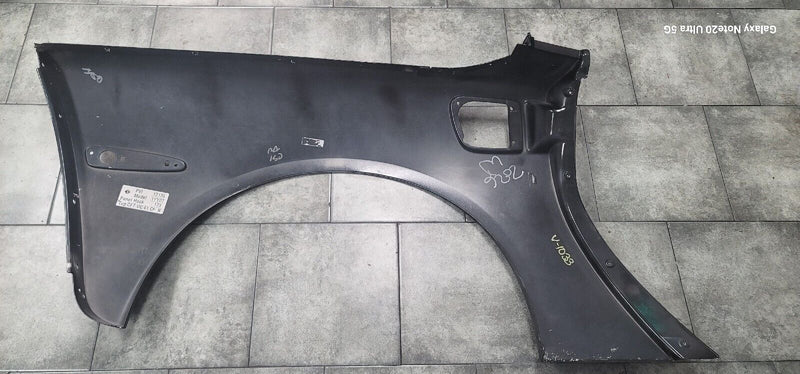 Cargue la imagen en el visor de la galería, 05-13 C6 Corvette Rear Left LH Quarter Panel Black 9067-S
