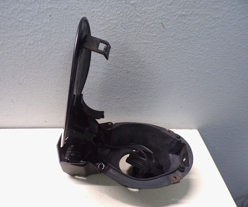 Load image into Gallery viewer, 97-04 Corvette C5 Fuel Gas Filler Door Assembly Black  6348-26
