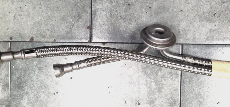 Load image into Gallery viewer, 92-93 Corvette C4 Front Feed &amp; Return OEM Fuel Lines 6908-B5

