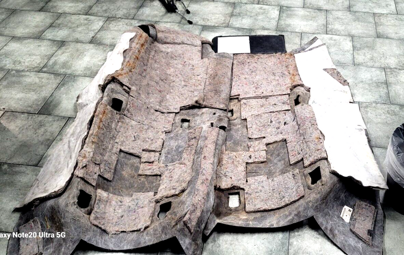 Load image into Gallery viewer, 05-13  C6 Corvette Coupe OEM Front Interior Floor Carpet Carpeting RH LH 8665-G
