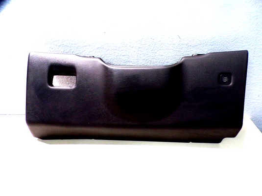 05-13 C6 Corvette Driver Side Under Column Knee Bolster 15283001 (6744-A4)