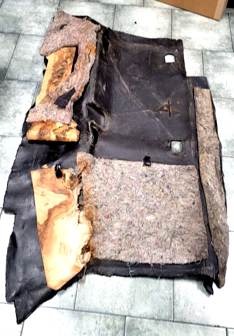 Load image into Gallery viewer, 97-04 Corvette C5 Front Floor Carpet Passenger side Used Black 8676-G
