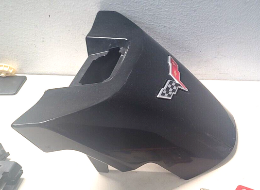 05-13 Corvette  C6 Transport OEM Waterfall Center Console  Black USED 8185-D3