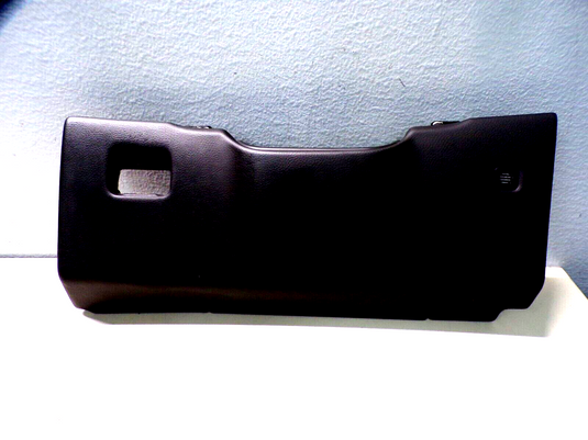 05-13 C6 Corvette Driver Side Under Column Knee Bolster 15283001 (6744-A4)