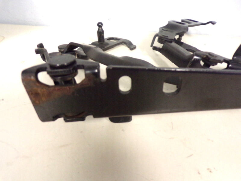Load image into Gallery viewer, 97-04 C5 Corvette Convertible Rear Trunk Lid Hinges Set Fits Z06  4470-E3
