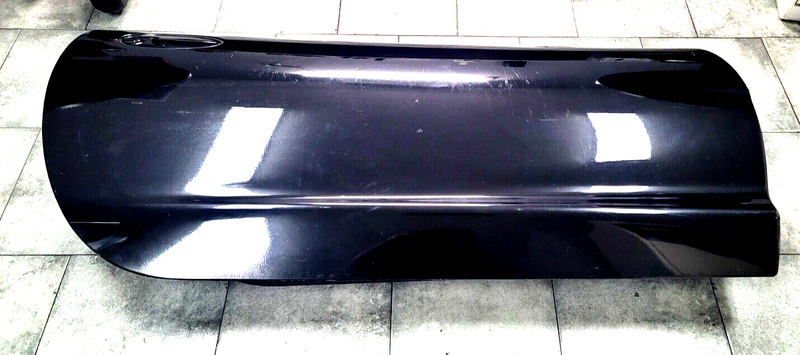 Cargue la imagen en el visor de la galería, 97-04  Corvette C5  Passenger  Side RH Door  Black 7709-S
