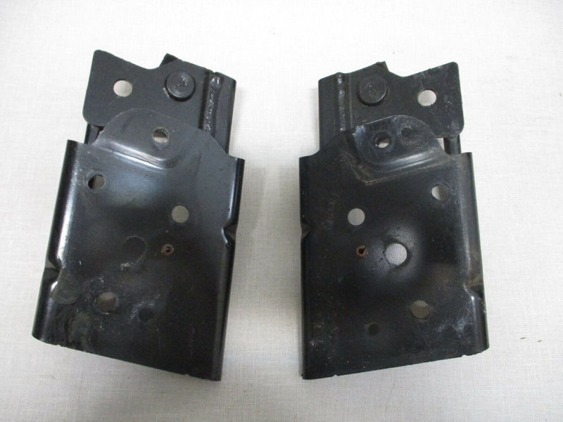 Cargue la imagen en el visor de la galería, 97-04 Corvette C5 Convertible top Mount Bracket LH &amp; RH Set  513-A2.3
