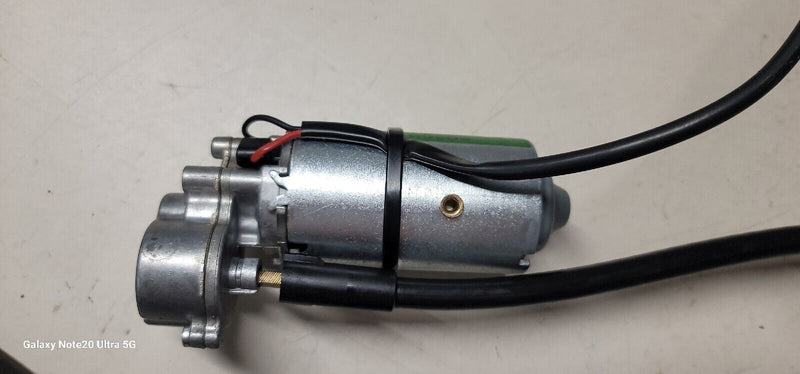 Cargue la imagen en el visor de la galería, 99-04 Corvette C5 Telescopic Steering column Actuator motor (8909-13)
