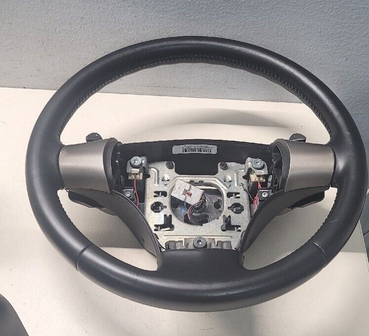 Load image into Gallery viewer, 07-08 GM 25864088  OEM Steering Wheel Assembly  9246-Q2
